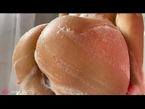 ❤️ Brunetė masturbuoja putytę su vibratoriumi iki intensyvaus orgazmo duše ❤ Just porno prie mūsų lt.hentaisea-com.ru
